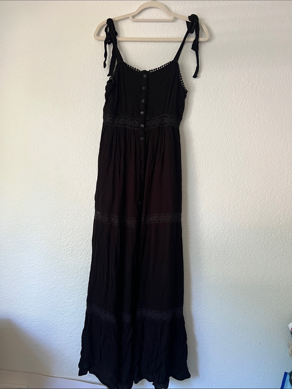 Black Tie-Shoulder Maxi Dress - Classic Women's Summer Dresslace detail